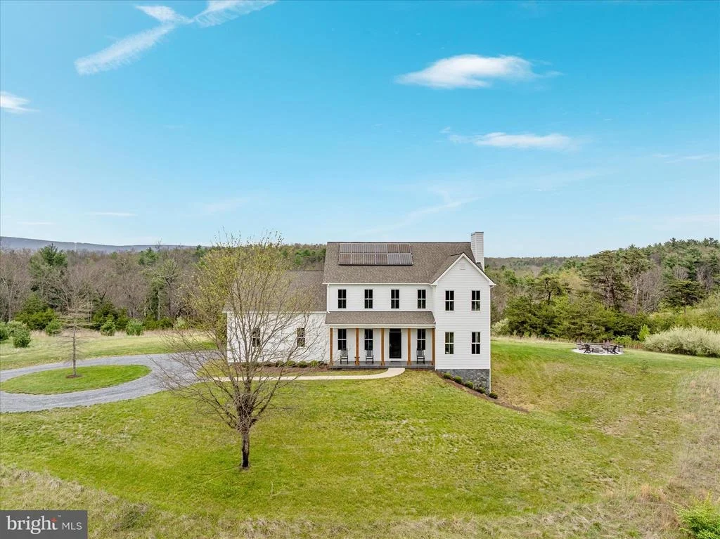 Photo of 230 CONIFER LANE