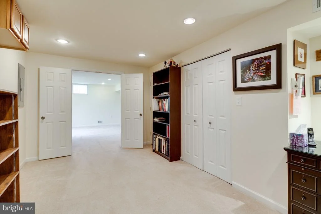 Photo of 7203 MING TREE COURT