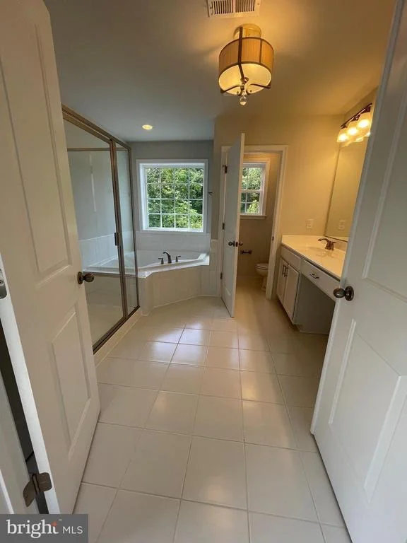 Photo of 10906 LAKE JACKSON DRIVE