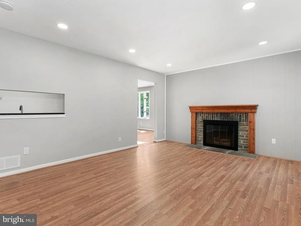Photo of 7412 MILLER FALL ROAD
