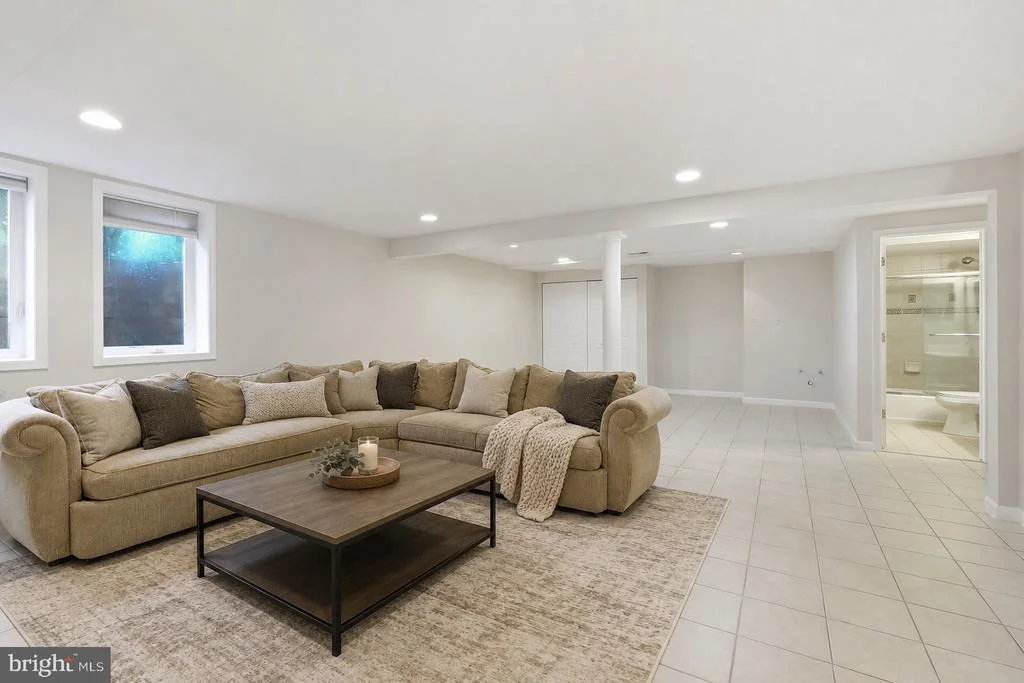 Photo of 3800 QUEEN MARY DRIVE