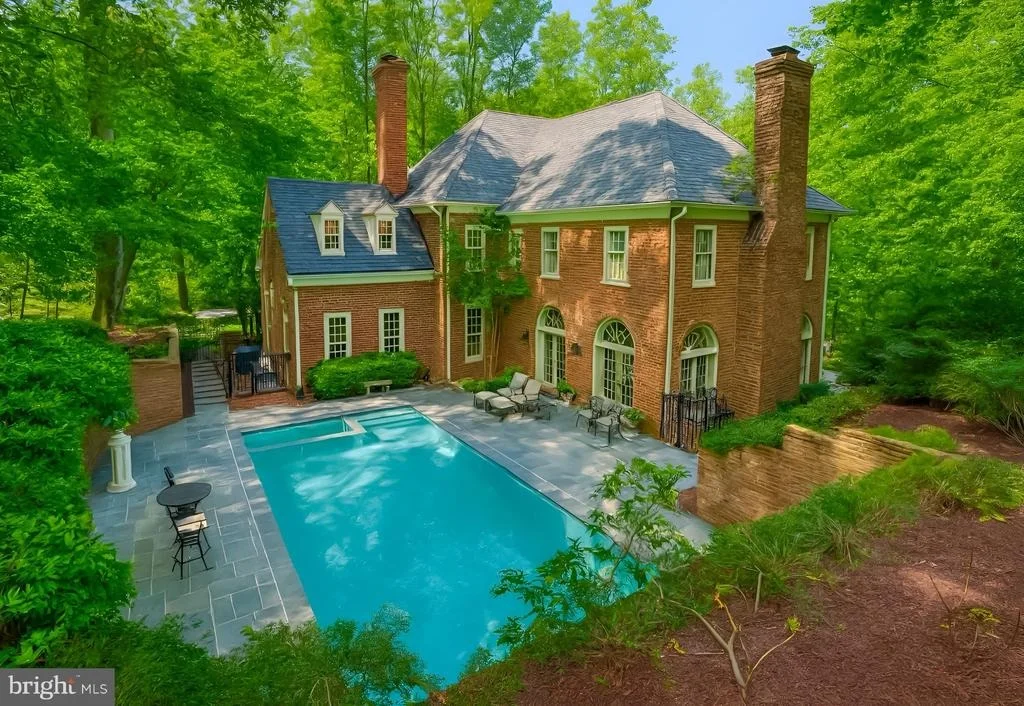 Photo of 921 TOWLSTON ROAD