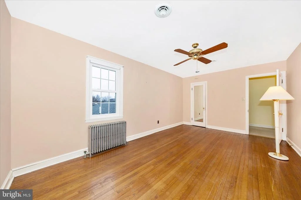 Photo of 9 E 13TH STREET