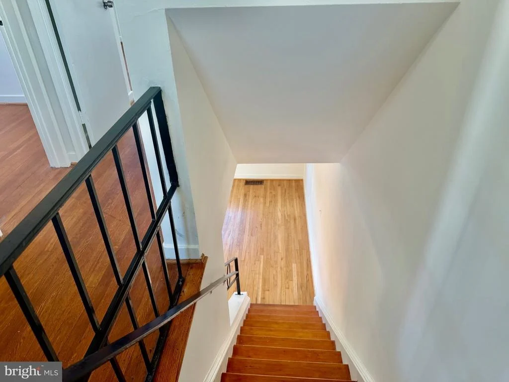 Photo of 6212 CARTERS LANE