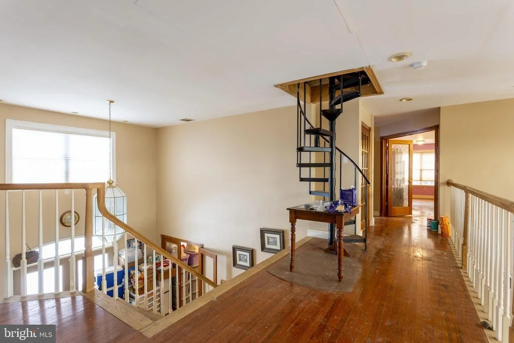 Photo of 415 SHORE DRIVE