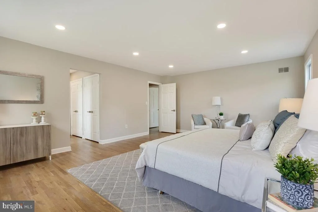 Photo of 10717 RIVER ROAD