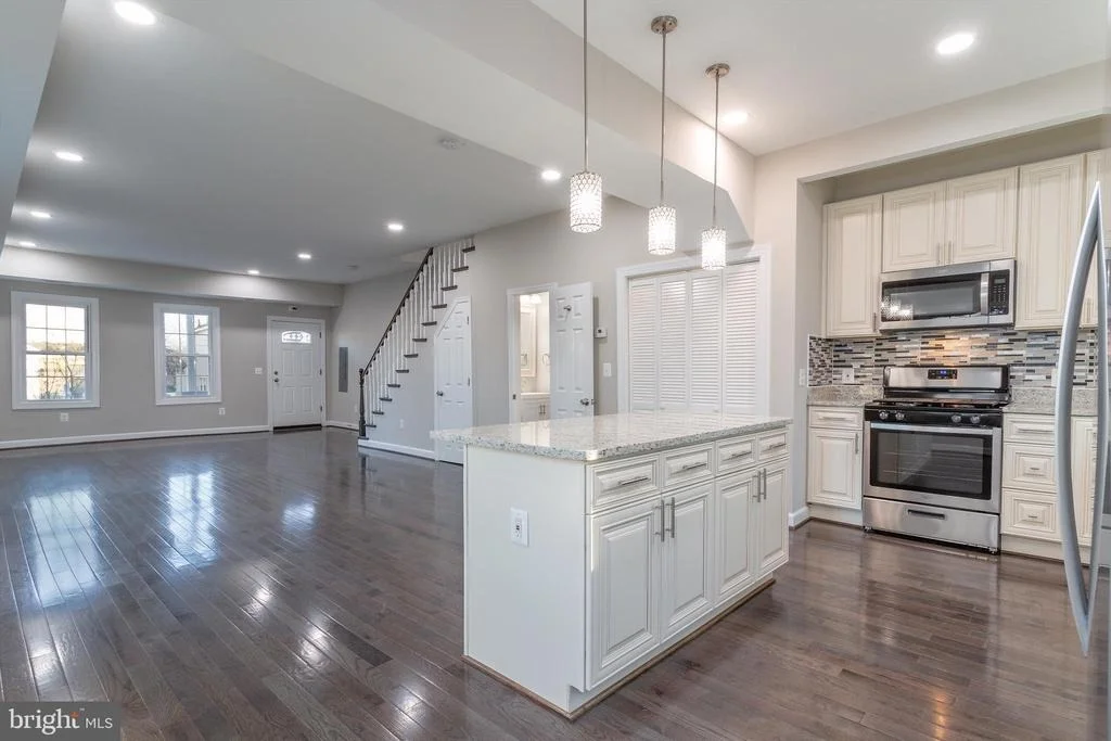 Photo of 4615 KANE PLACE NE