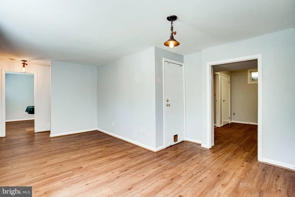 Photo of 9813 MAINSAIL DRIVE