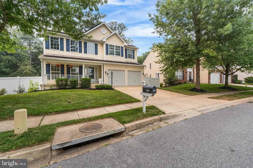 Photo of 1248 COLONIAL PARK DRIVE