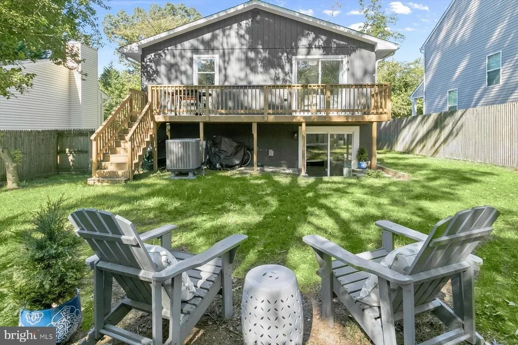 Photo of 579 WEST DRIVE