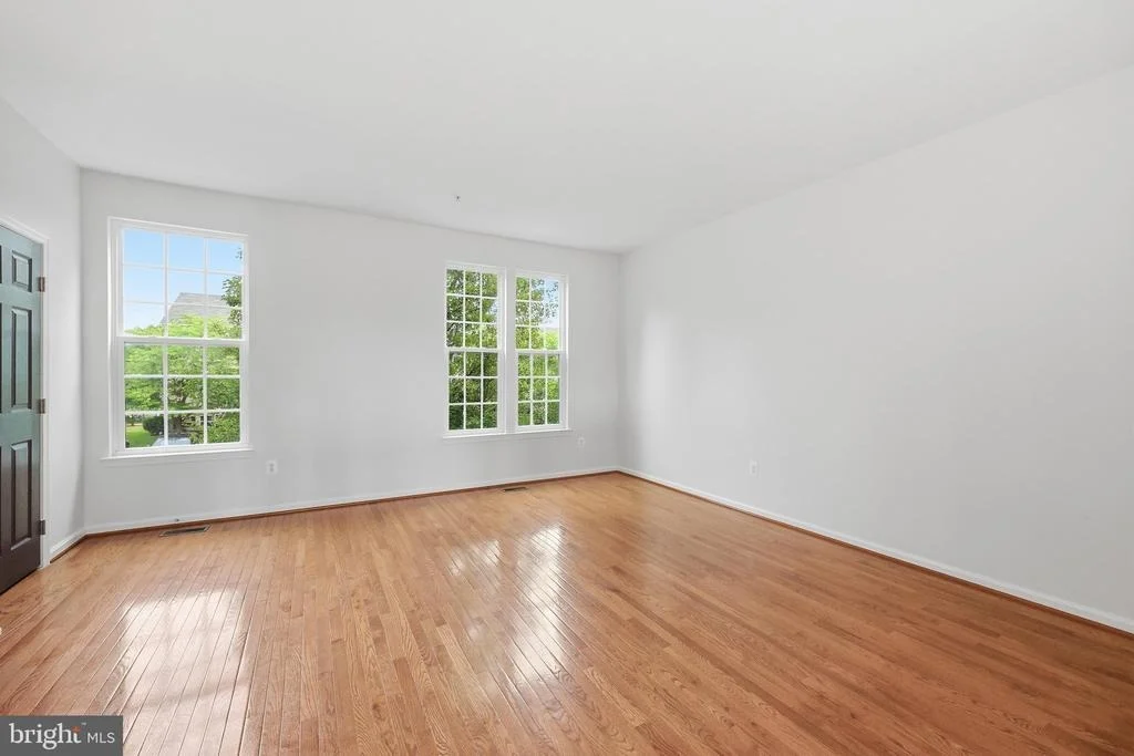 Photo of 2075 SPRING RUN CIRCLE