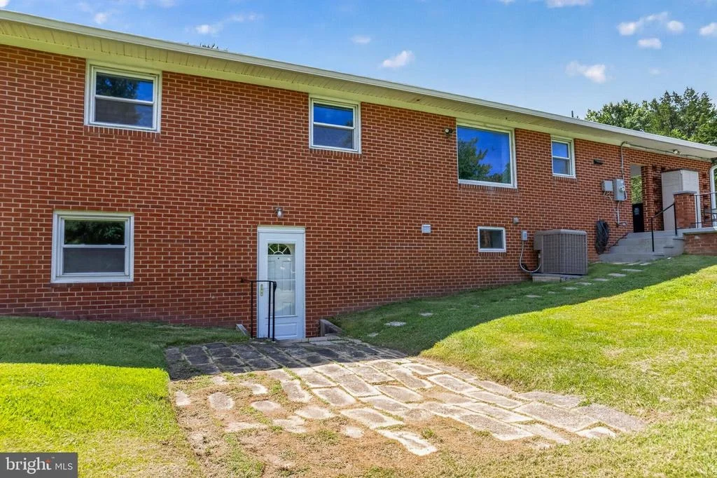 Photo of 6308 JULIE PLACE