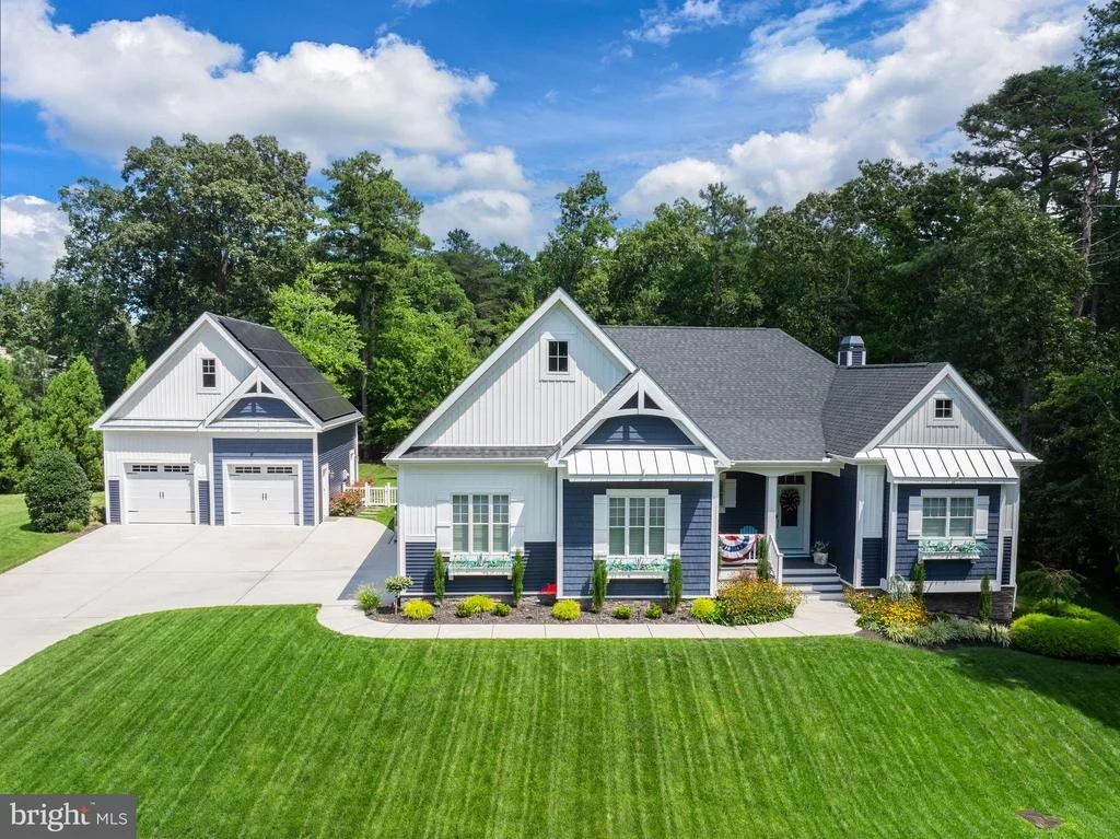 Photo of 19068 WINTERBERRY STREET