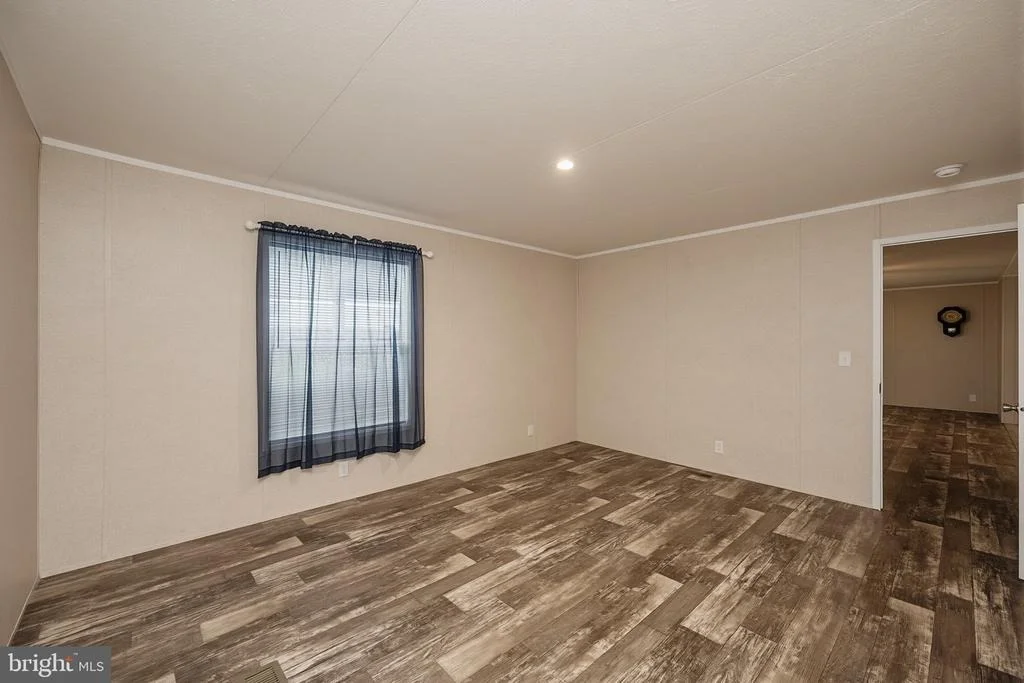 Photo of 635 DENNETT ROAD