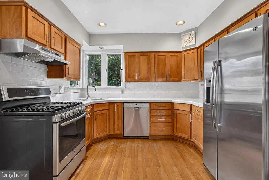 Photo of 322 SAINT DUNSTANS ROAD