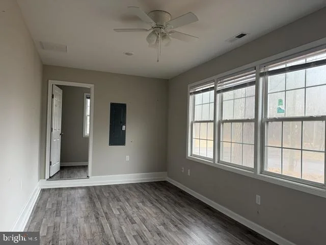 Photo of 2120 RUXTON DRIVE