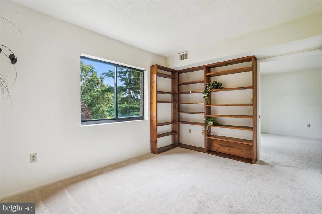 Photo of Unit 2220 at 15107 INTERLACHEN DRIVE