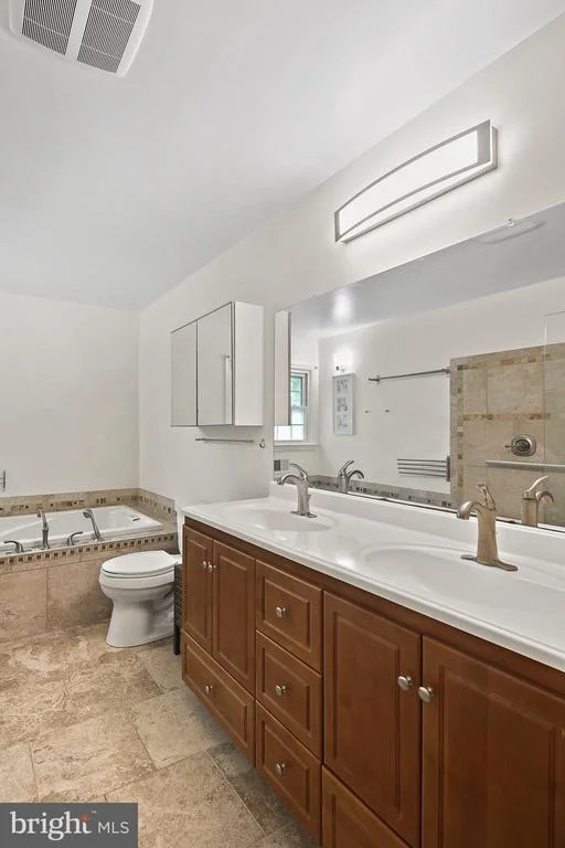 Photo of 14116 HERITAGE LANE