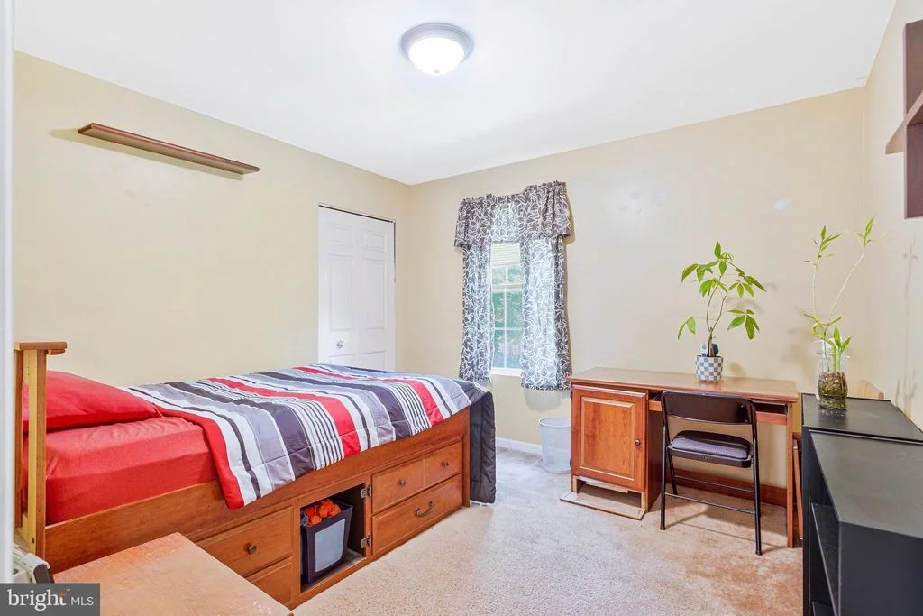 Photo of 8120 TUCKERS TRAIL