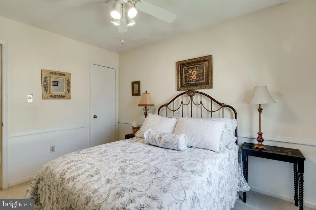 Photo of 7203 MING TREE COURT