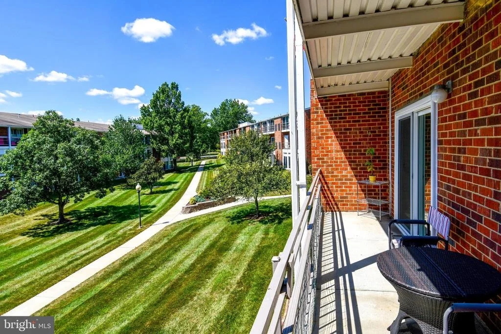 Photo of Unit 152E at 3500 FOREST EDGE DRIVE