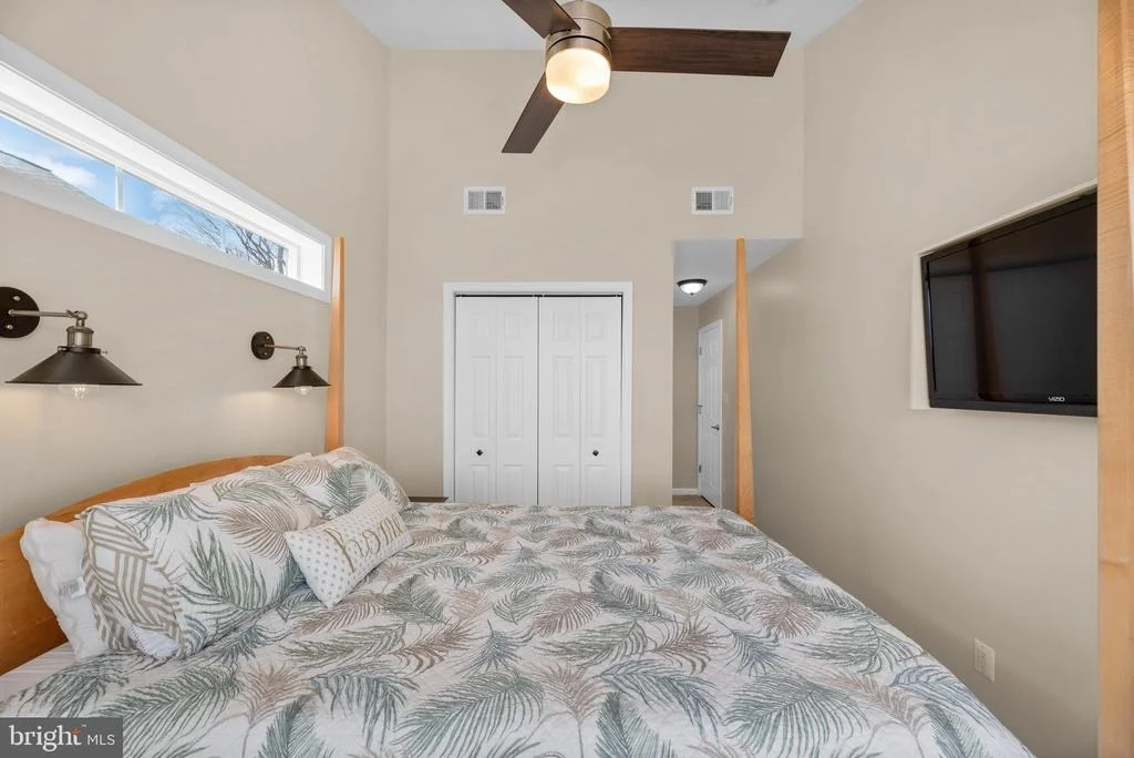 Photo of 3621 BAY DRIVE