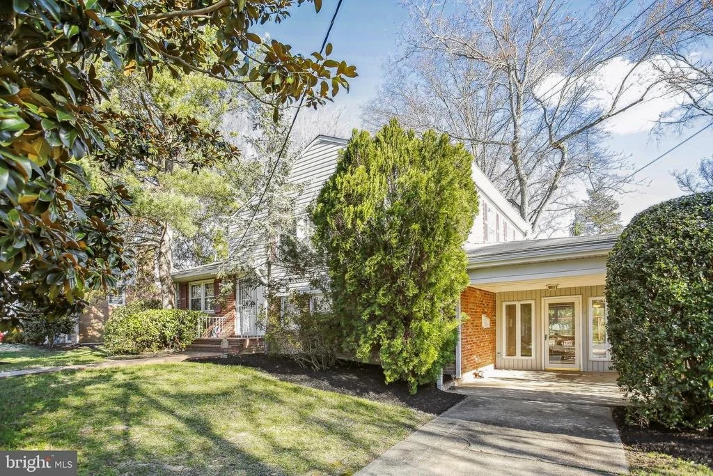 Photo of 1114 CROTON DRIVE