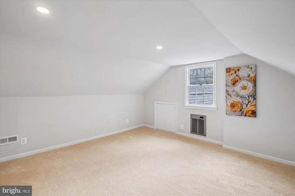 Photo of 7110 RIVERDALE ROAD