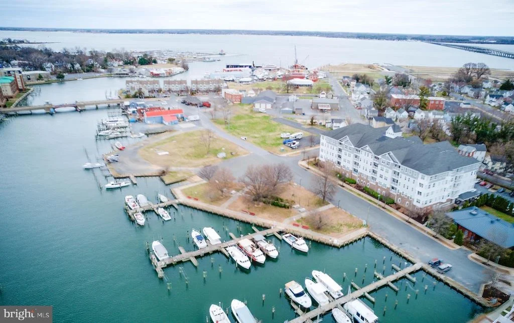 Photo of 343 SHIPYARD DRIVE