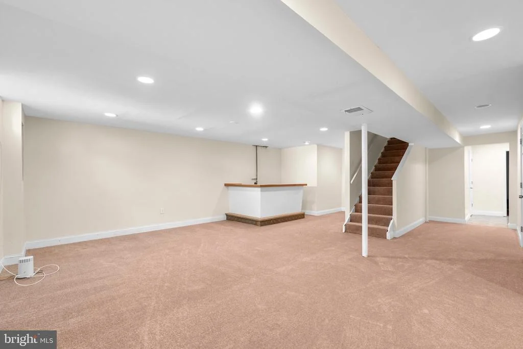 Photo of 8807 DRYSTRAW DRIVE