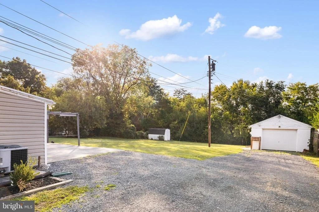 Photo of 6666 VALLEY PIKE