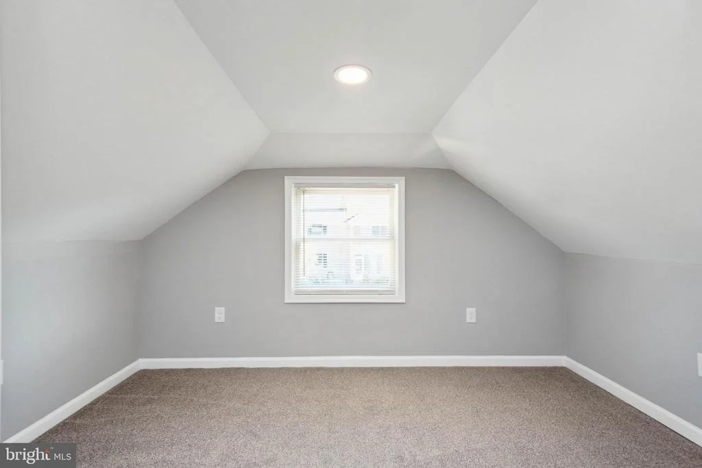 Photo of 51 BROADSHIP ROAD