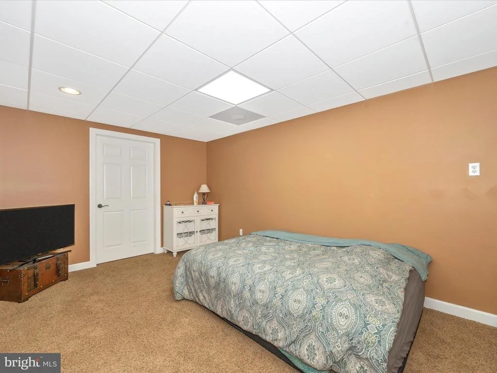 Photo of 6100 EDMONT DRIVE