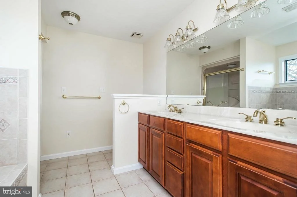Photo of 2182 WINDERMERE COURT