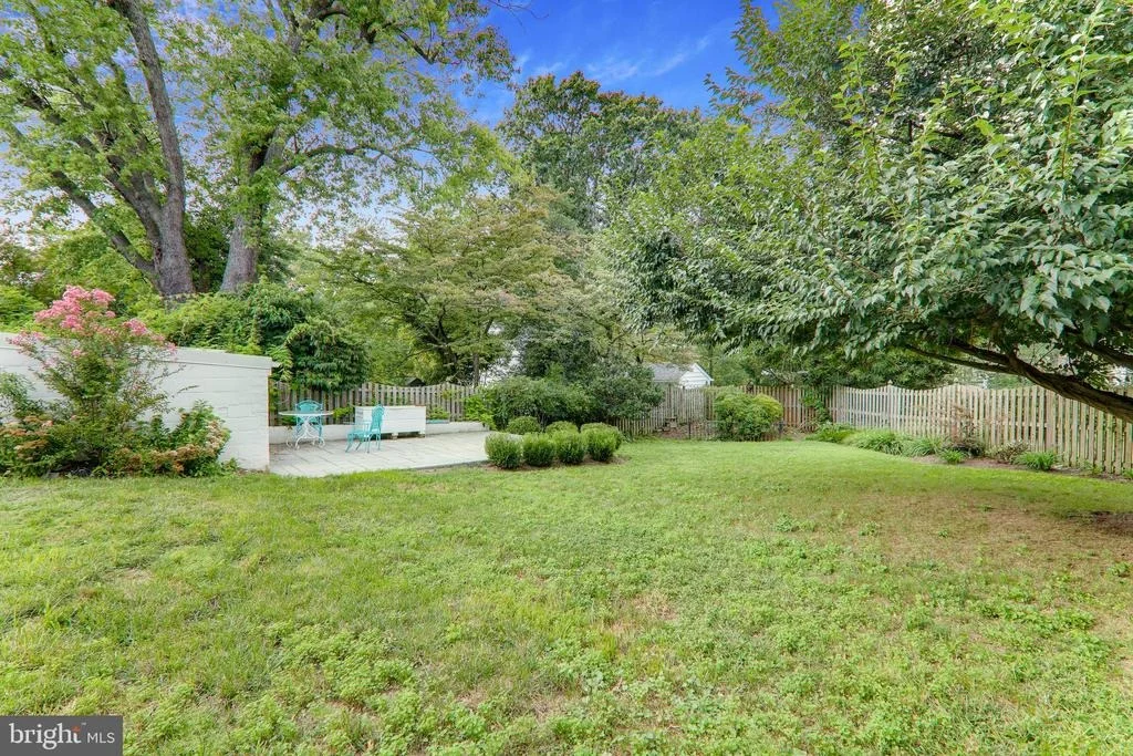 Photo of 8605 SPRINGVALE ROAD