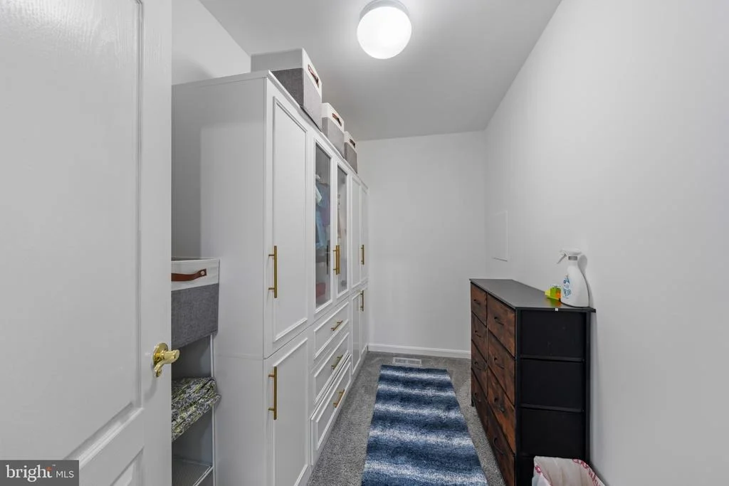 Photo of 4132 LARSON LANE