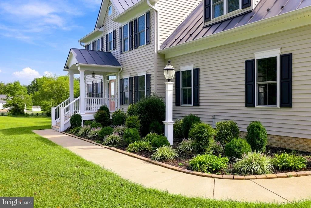 Photo of 7135 LEEDS MANOR ROAD