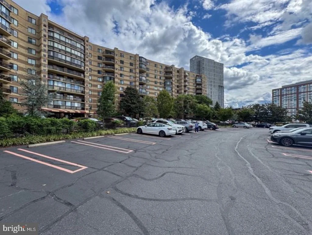 Photo of Unit 708 at 8340 GREENSBORO DRIVE