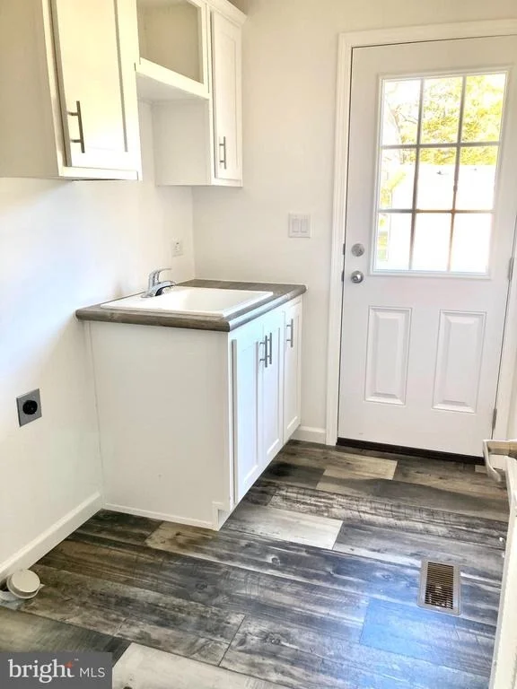 Photo of 17180 VALLEY DRIVE