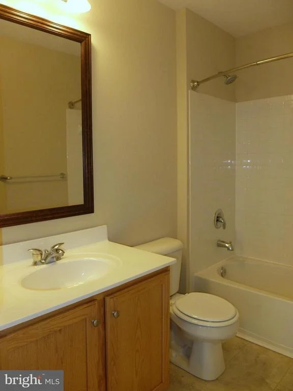 Photo of 2424 KNAPPS WAY