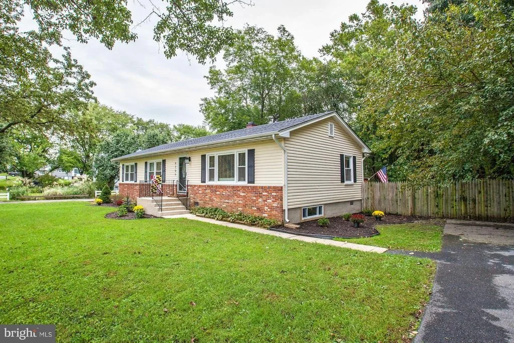 Photo of 6209 BROOKLYN BRIDGE ROAD