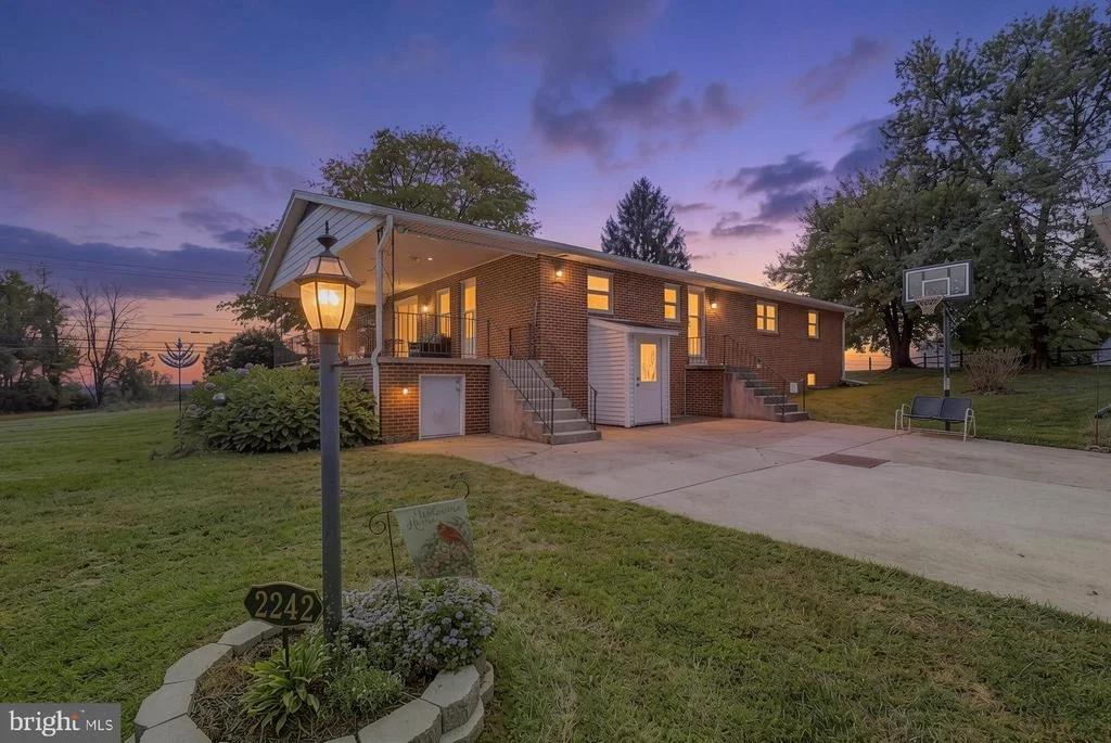 Photo of 2242 JEFFERSON PIKE