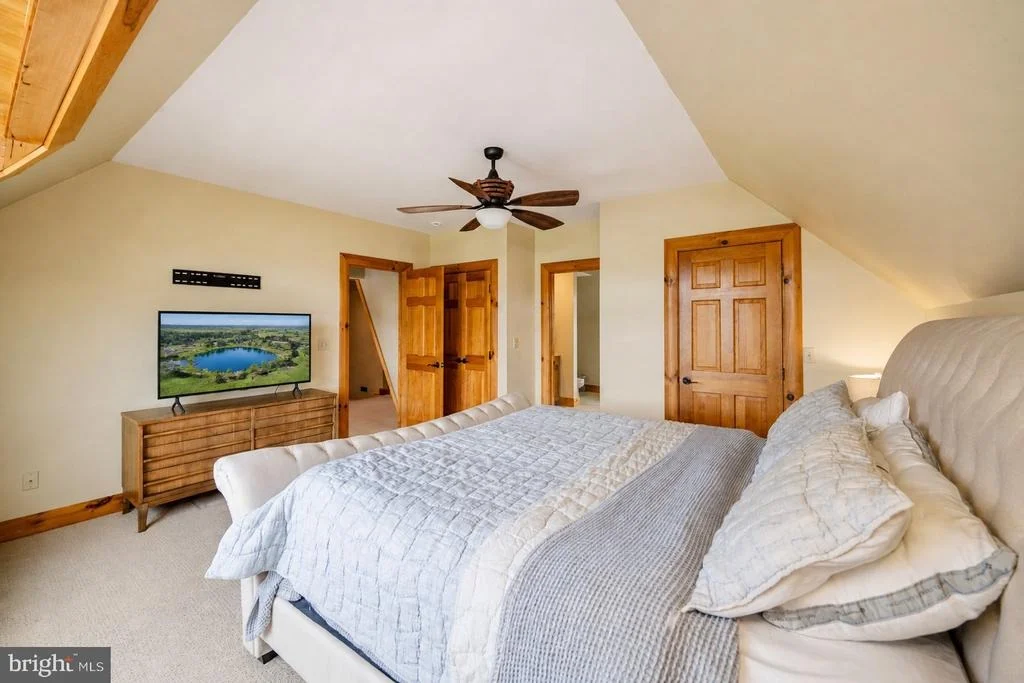 Photo of 282 LAKEFRONT LINKS DRIVE