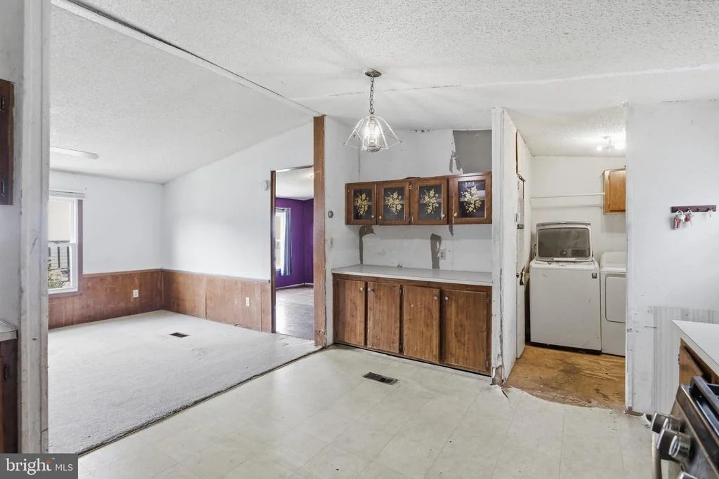 Photo of 12115 HEATHER DRIVE