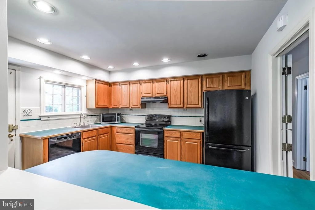 Photo of 7503 RIDGE ROAD