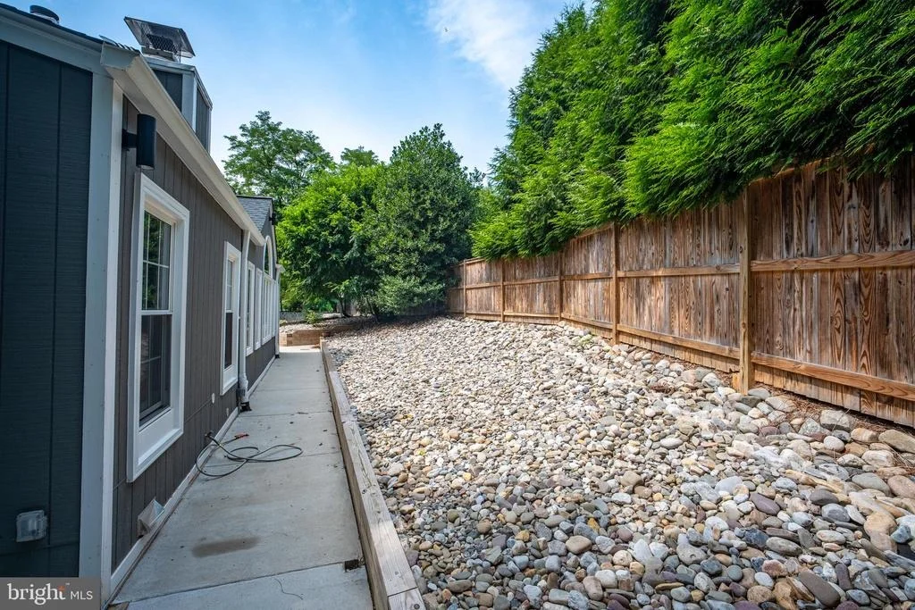 Photo of 8354 OLD DOMINION DRIVE