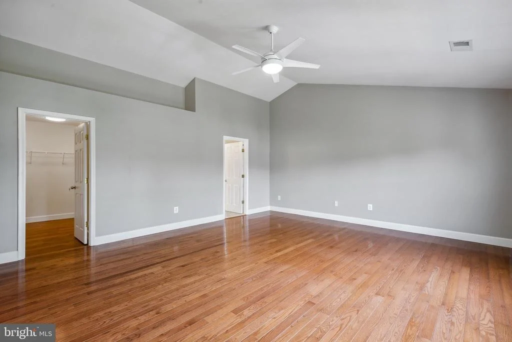 Photo of 18303 THUNDERCLOUD ROAD