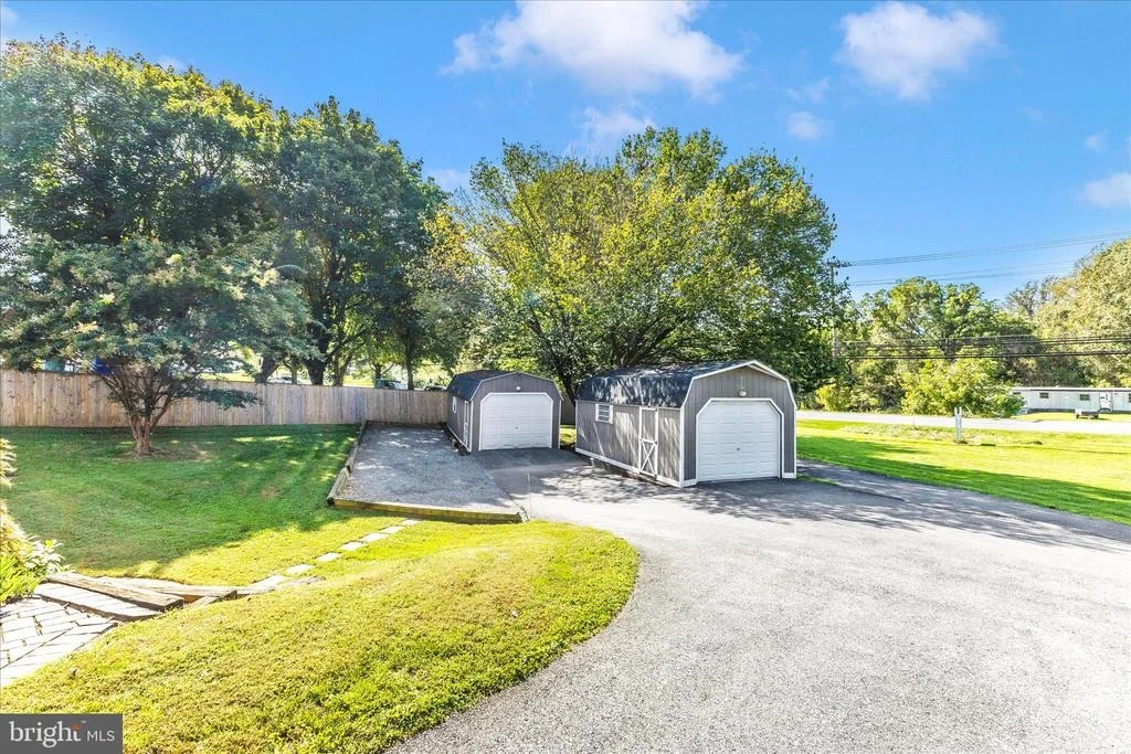Photo of 11397 WELLER ROAD