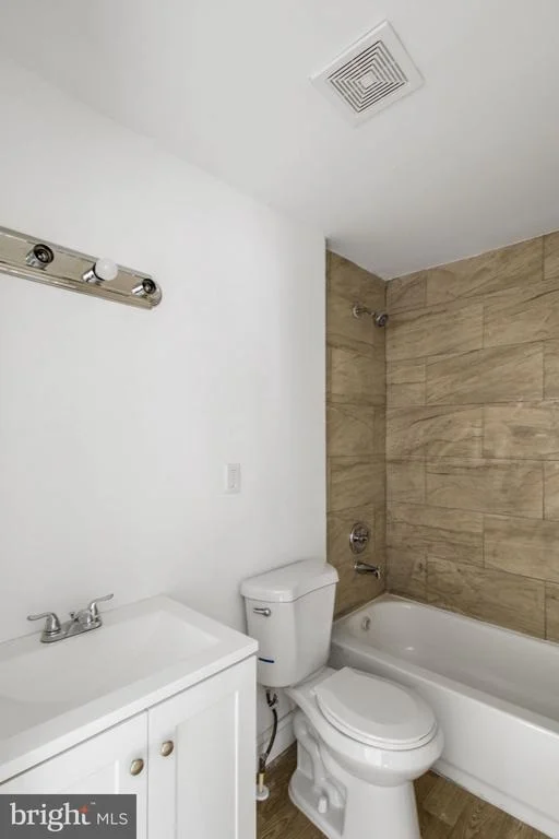 Photo of 5327 HAMLIN AVENUE