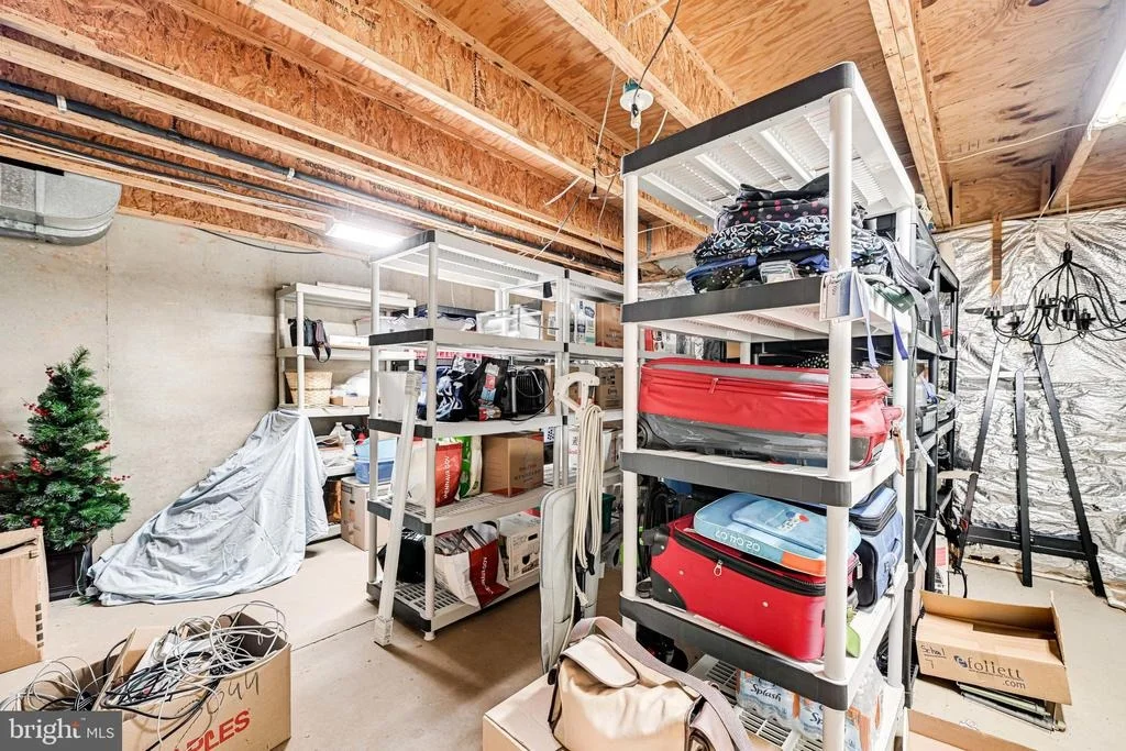 Photo of 9728 HIDDEN VALLEY ROAD